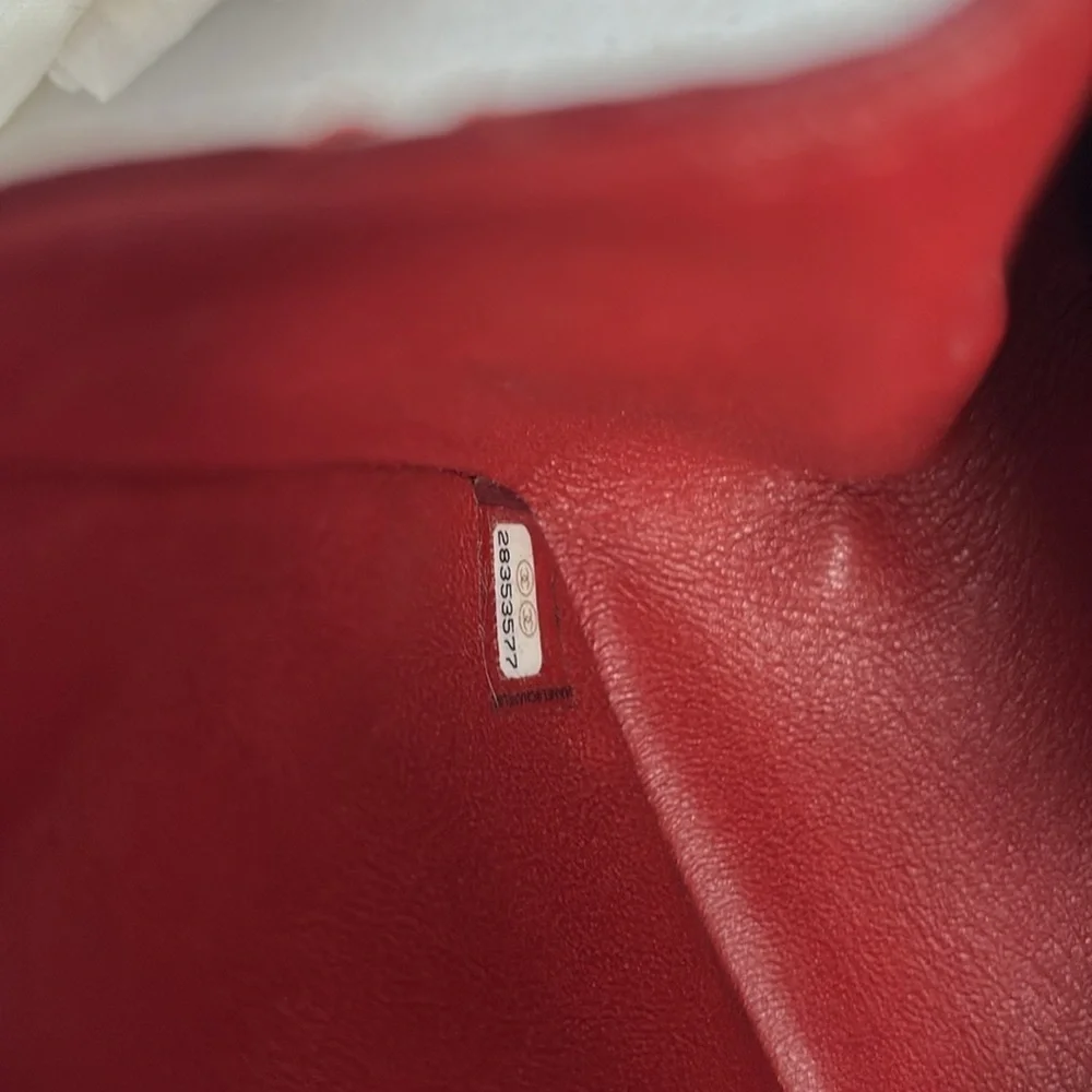 Chanel Red 2.55 Reissue - Picture 8 of 9